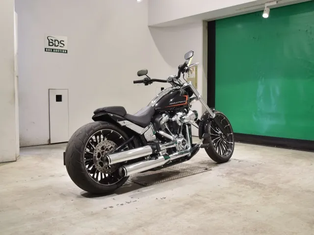 Harley-Davidson FXBR1920 2024, чёрный, фото 5