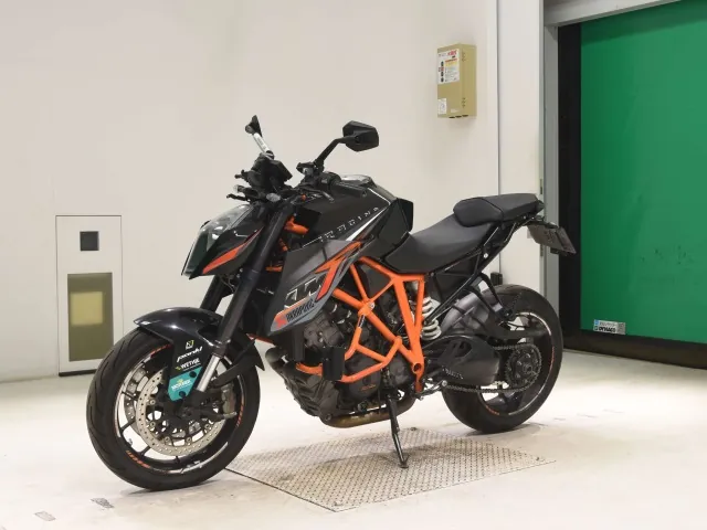 KTM 1290 Super Duke R 2016, чёрный, фото 4