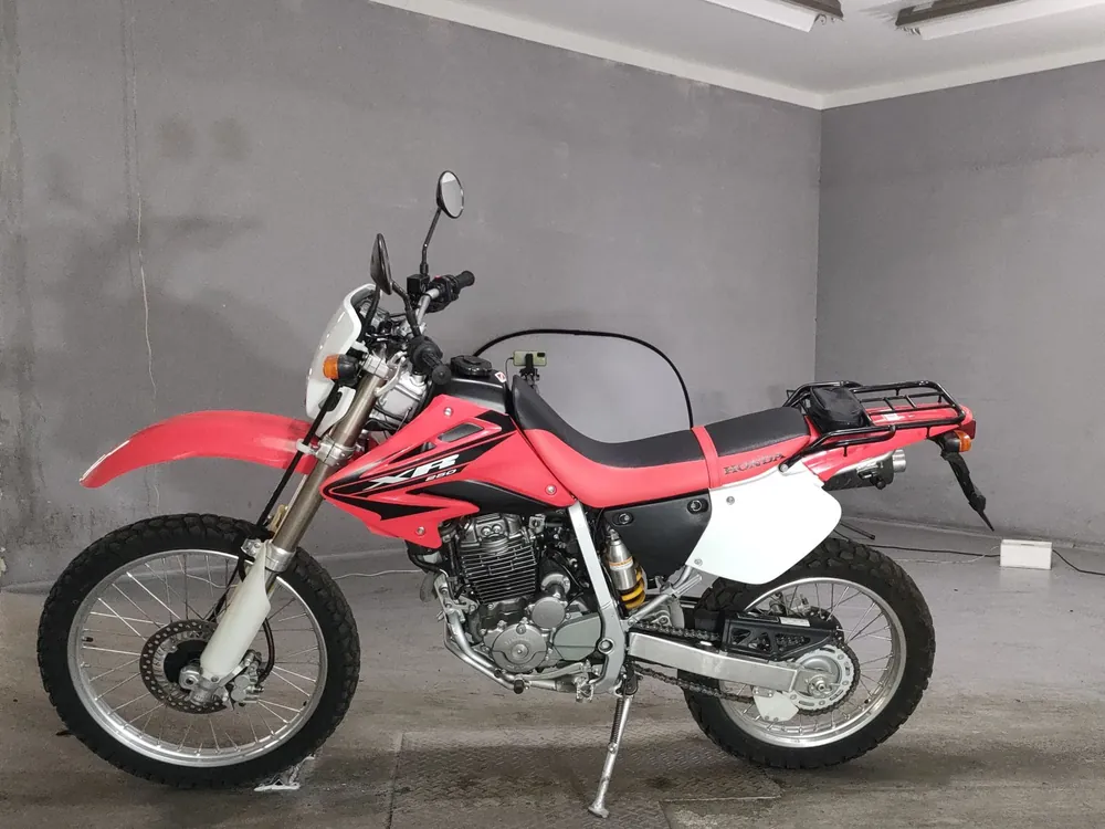 Honda XR250, красный, фото 2