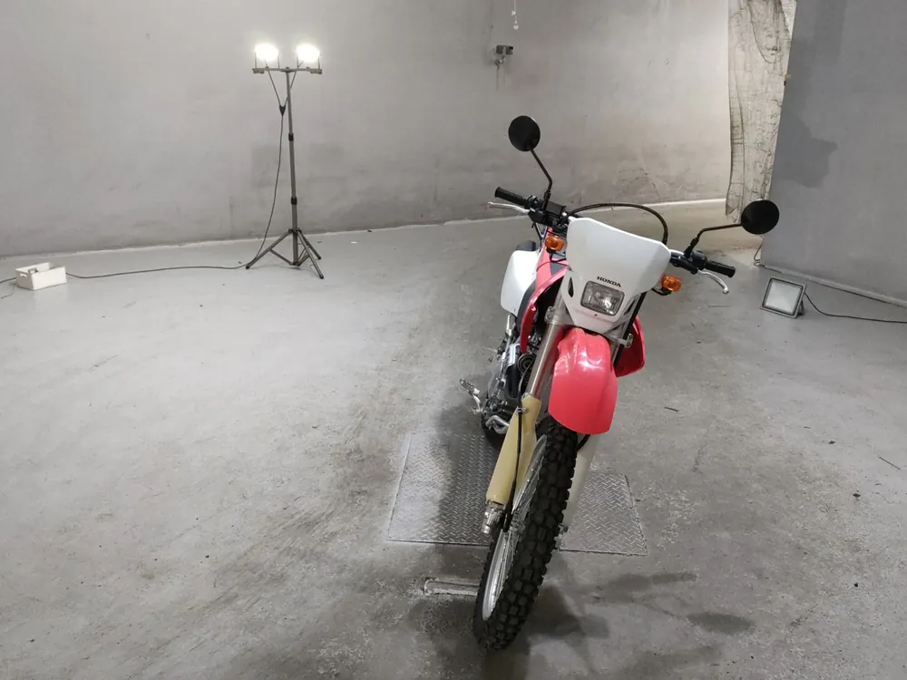 Honda XR250, красный, фото 3