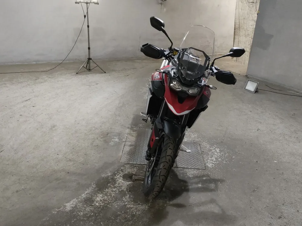Triumph Tiger 900 GT 2026, красный, фото 3