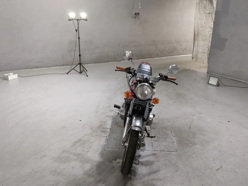 Honda CB400 2023, красный, фото 3
