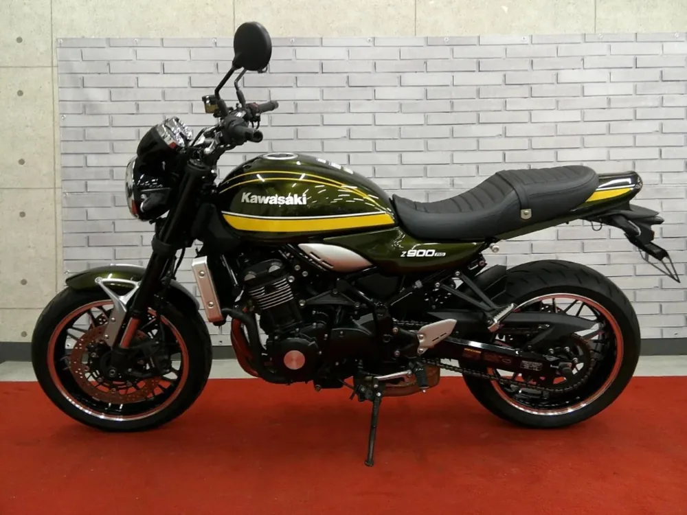 Kawasaki Z900RS 2021, зелёный, фото 2