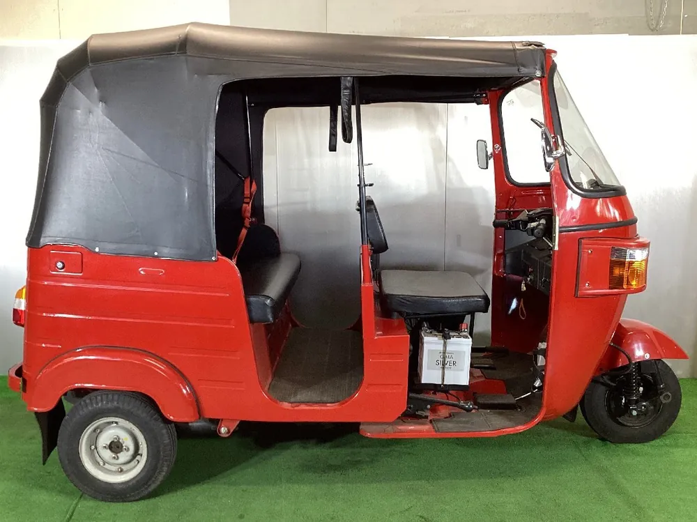 Bajaj RE205 2021, фото 3
