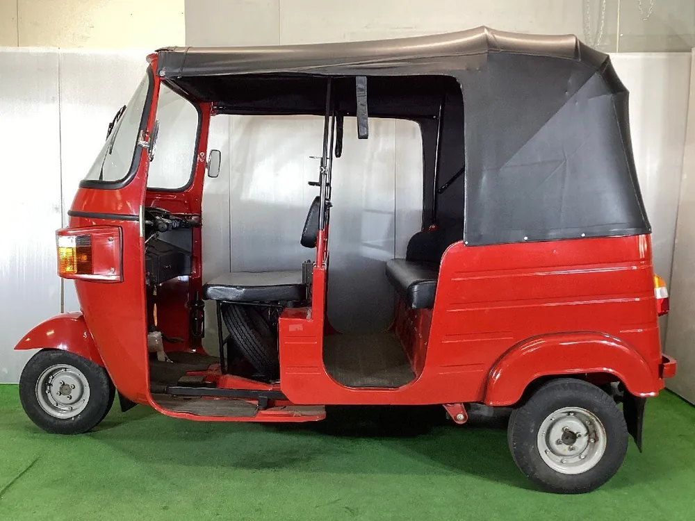 Bajaj RE205 2021, фото 6