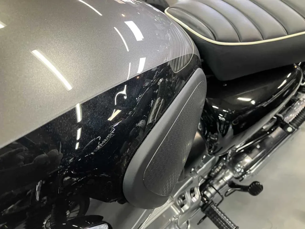 Kawasaki W800-2 2024, чёрный, фото 5