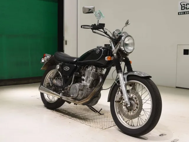 Yamaha SR400 2001, чёрный, фото 3