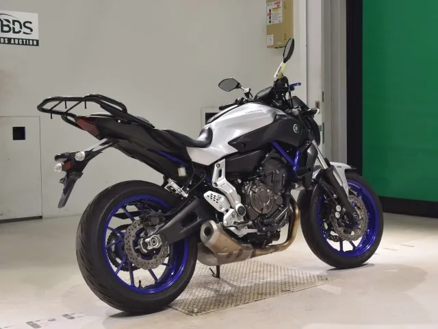 Yamaha MT-07 2016, серебристый, фото 5