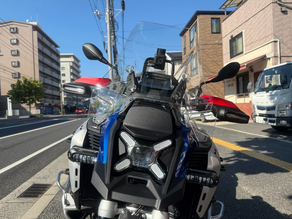 BMW R1300Gs Adv Asa 2026, white / blue, фото 14