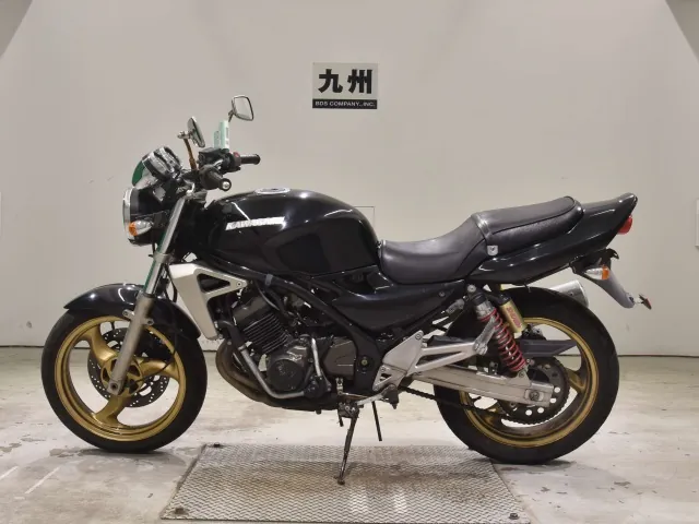 Kawasaki BALIUS-II ZR250B, чёрный, фото 2