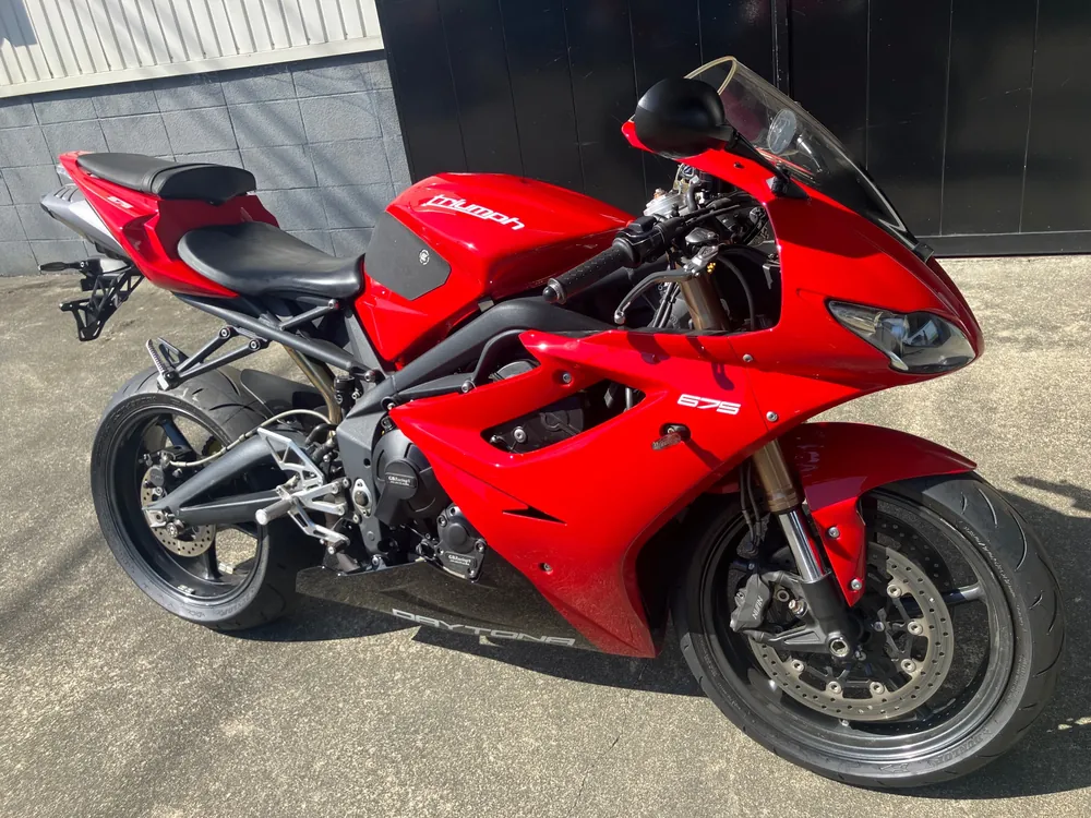 Triumph Daytona 675 2012, красный, фото 5
