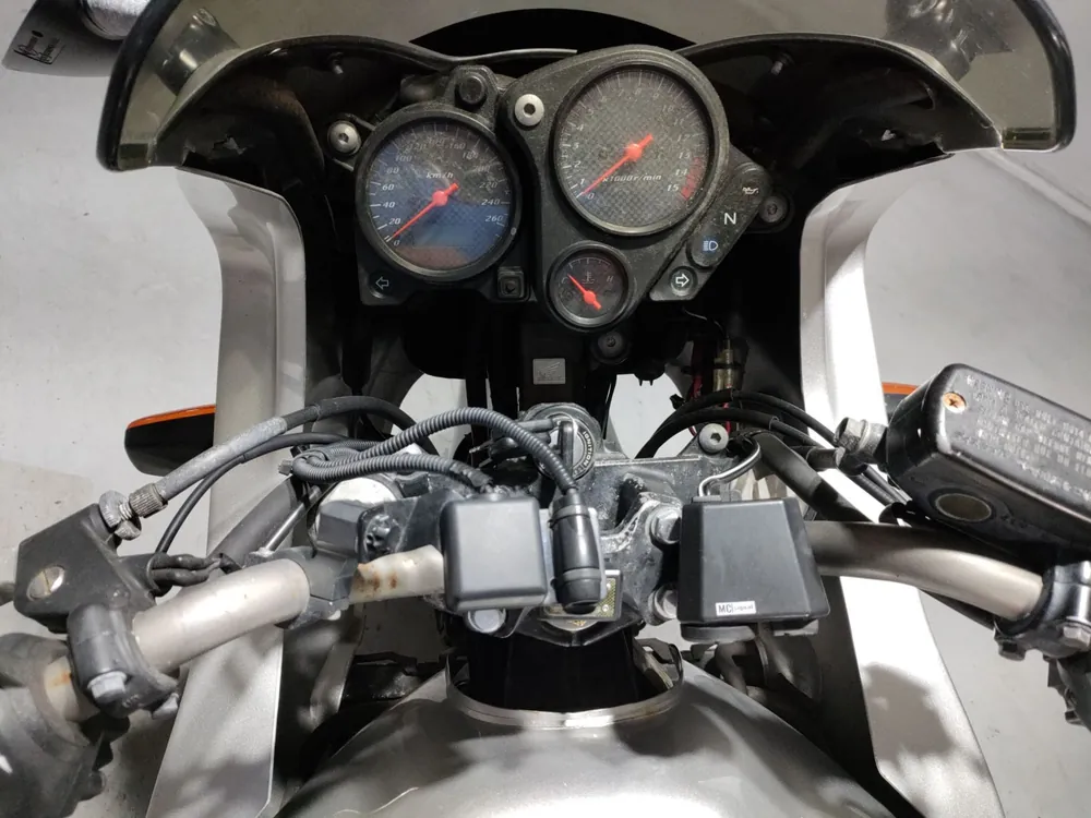 Honda HORNET600 2001, серебристый, фото 5