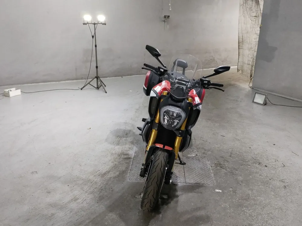 Ducati Diavel 1260S 2021, красный, фото 3