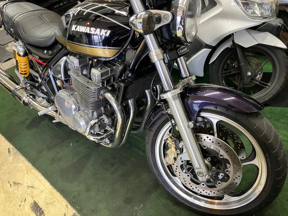 Kawasaki ZRX1100 1993, золотистый, фото 4