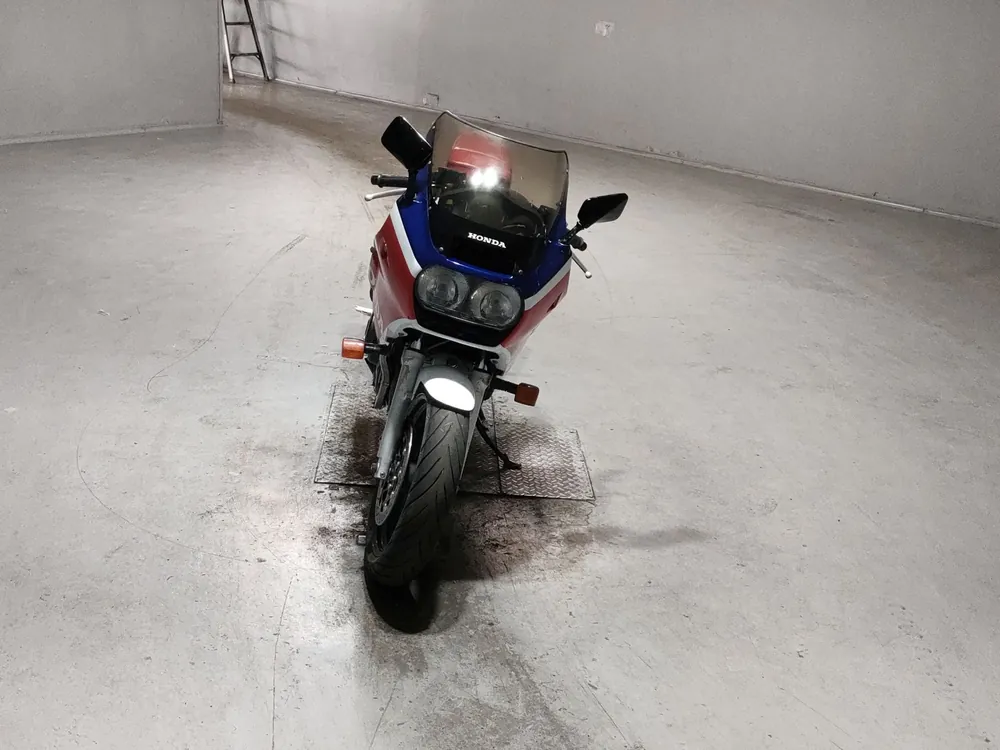 Honda VF1000R 1984, red / blue, фото 3
