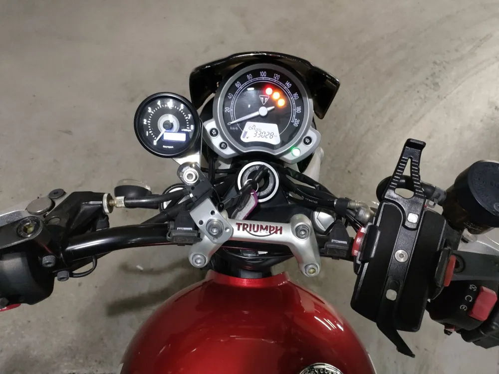 Triumph Speed Twin 900 2017, красный, фото 5