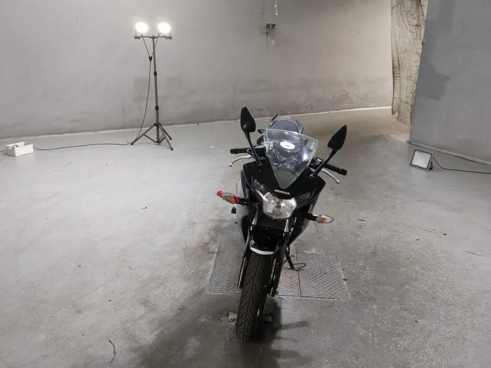 Honda CBR125R, чёрный, фото 3
