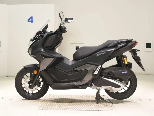 Honda ADV160, matt black, фото 2
