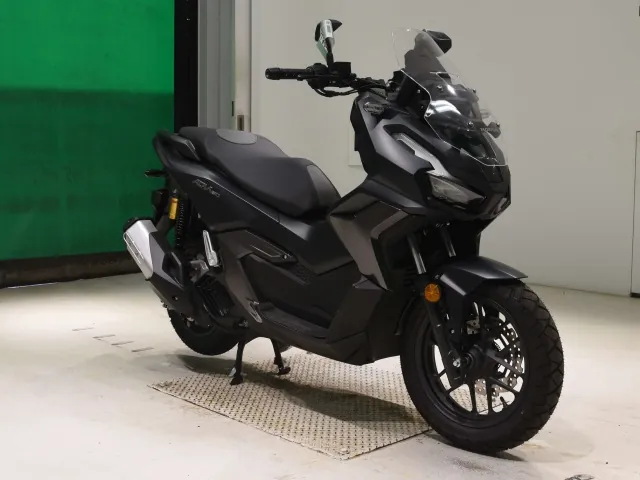 Honda ADV160, matt black, фото 3