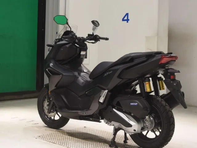 Honda ADV160, matt black, фото 6