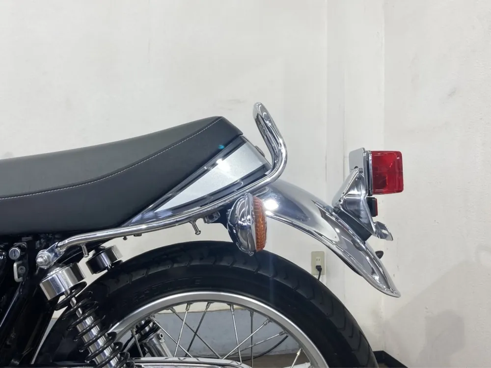 Yamaha SR400 Final Edition Limited 2022, серый, фото 13