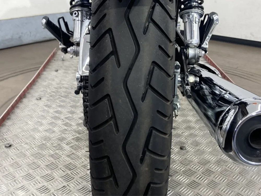 Yamaha SR400 Final Edition Limited 2022, серый, фото 17
