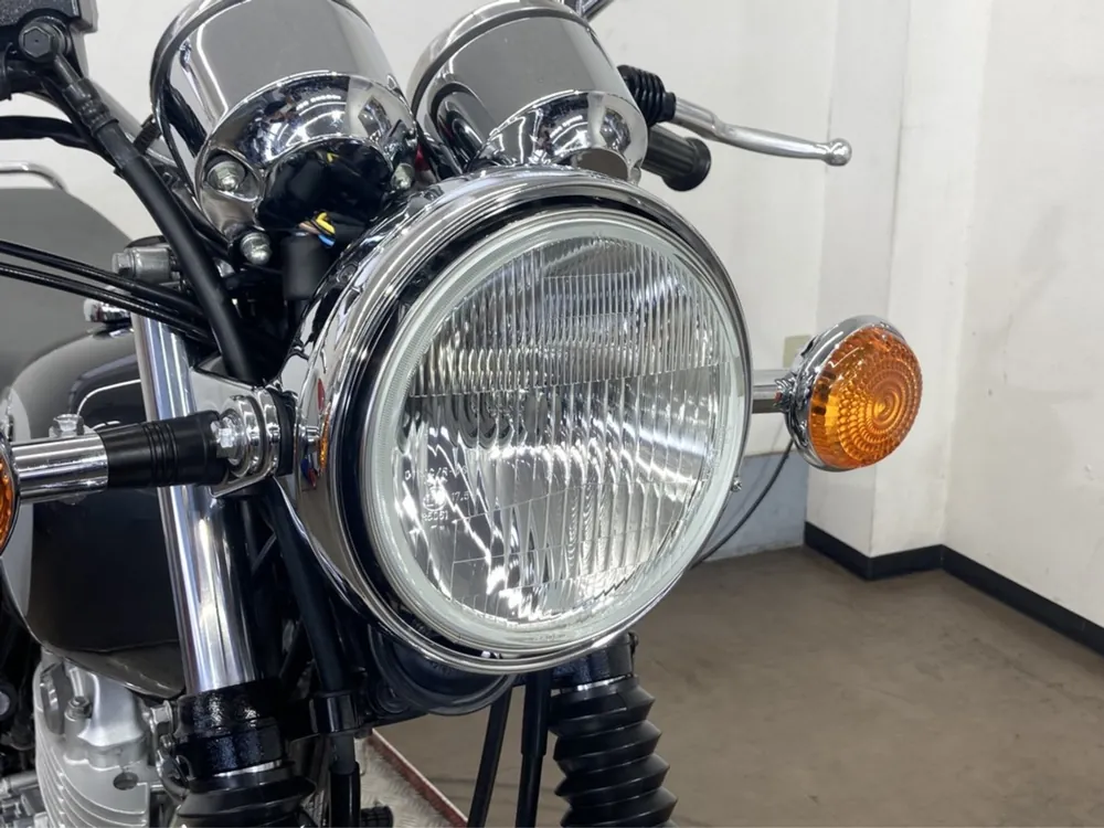 Yamaha SR400 Final Edition Limited 2022, серый, фото 18