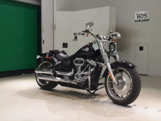 Harley-Davidson FLFBS1870 2023, чёрный, фото 3