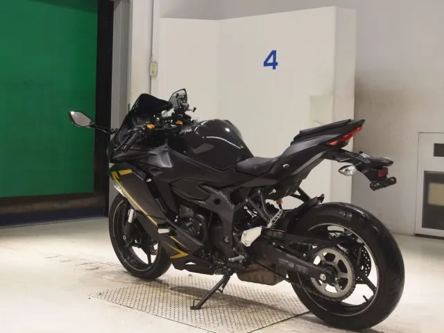 Kawasaki Ninja ZX-25R, чёрный, фото 6