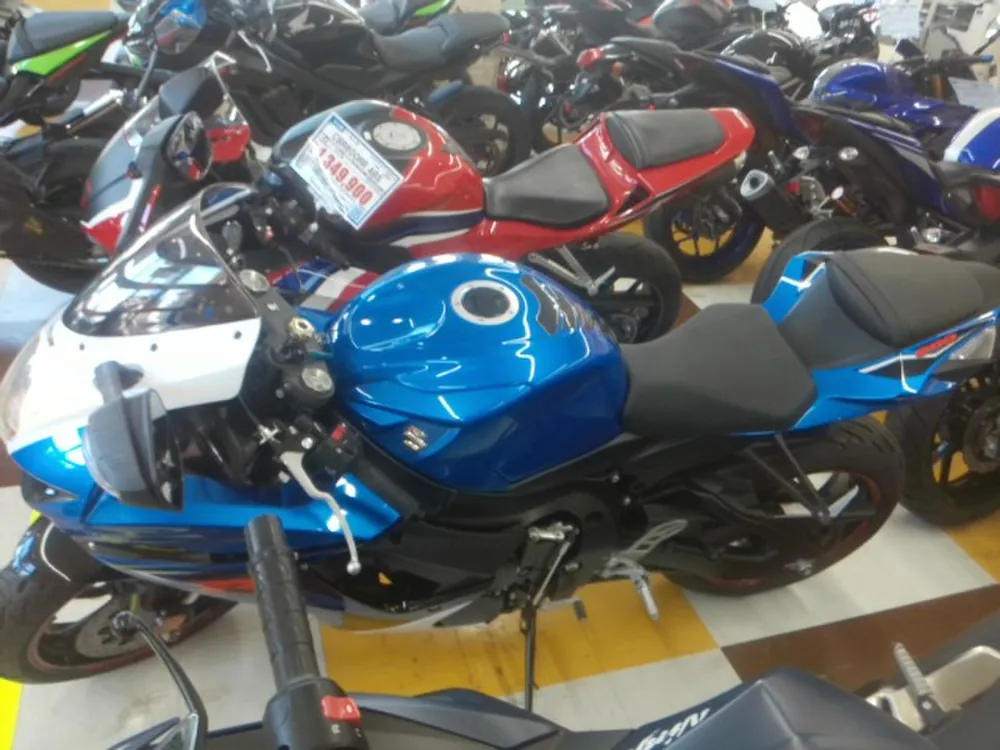 Suzuki GSX-R600 2018, black / blue, фото 2