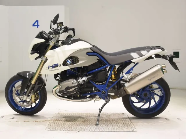 BMW HP2 Megamoto 2008, белый, фото 2