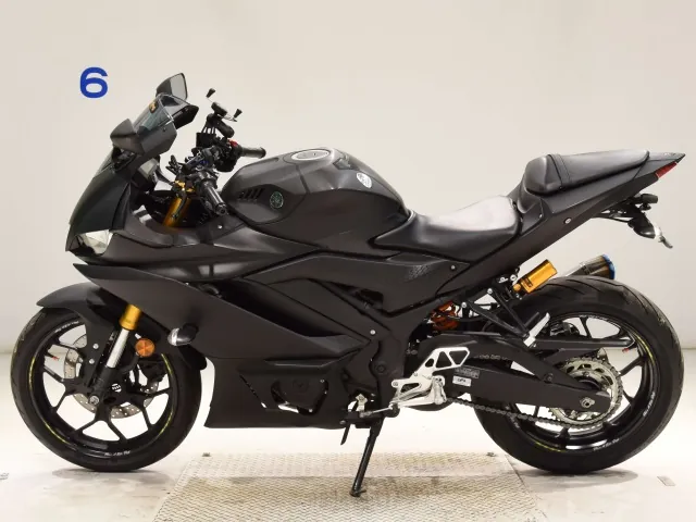 Yamaha MT-03 2021, чёрный, фото 2