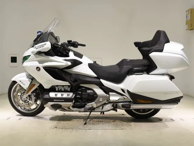 Honda GL1800 2026, белый, фото 2