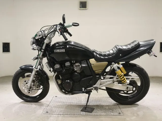 Yamaha XJR400R 1994, чёрный, фото 2