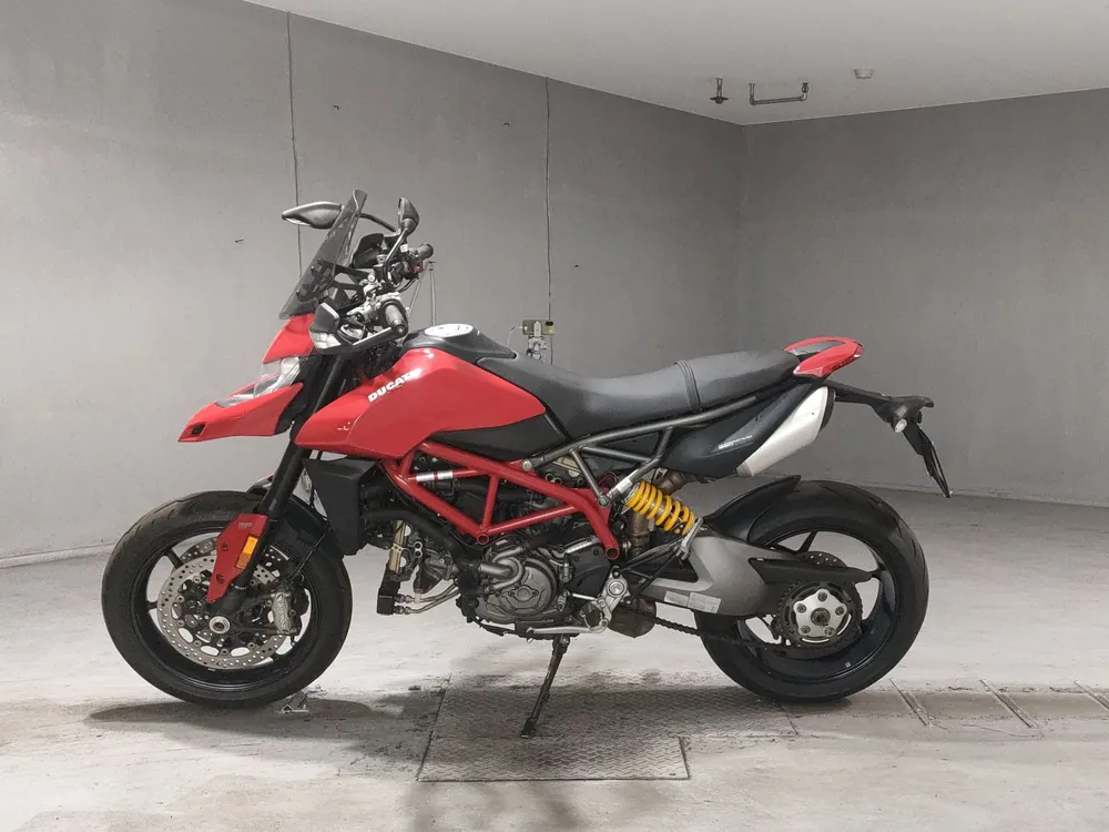 Ducati Hypermotard 950 2020, красный, фото 2