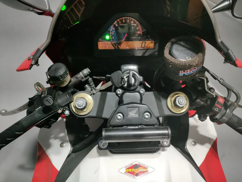 Honda CBR1000RR 2004, red/white, фото 5