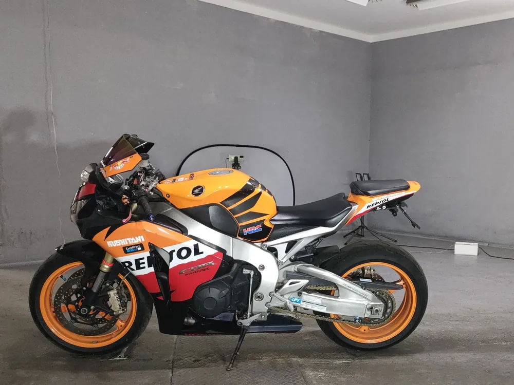 Honda CBR1000RR 2012, чёрный, оранжевый, фото 2