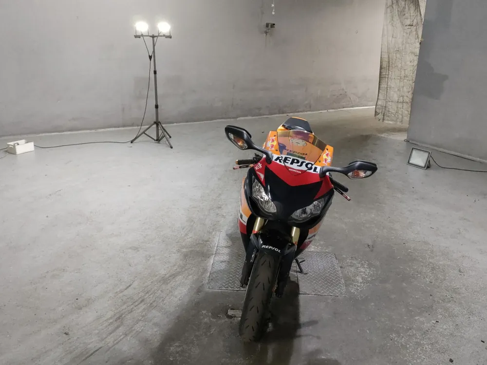 Honda CBR1000RR 2012, чёрный, оранжевый, фото 3
