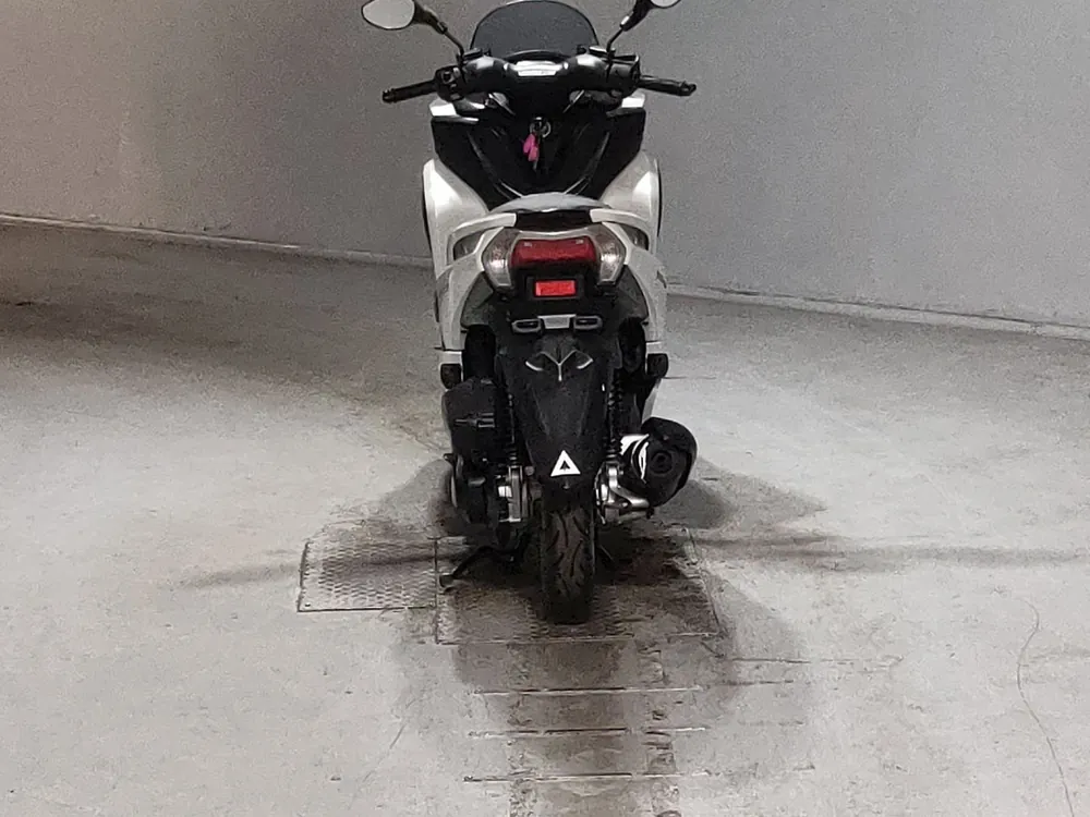Yamaha Tricity 125, белый, фото 4