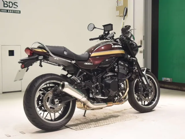 Kawasaki Z900RS 2025, dark red wine, фото 5