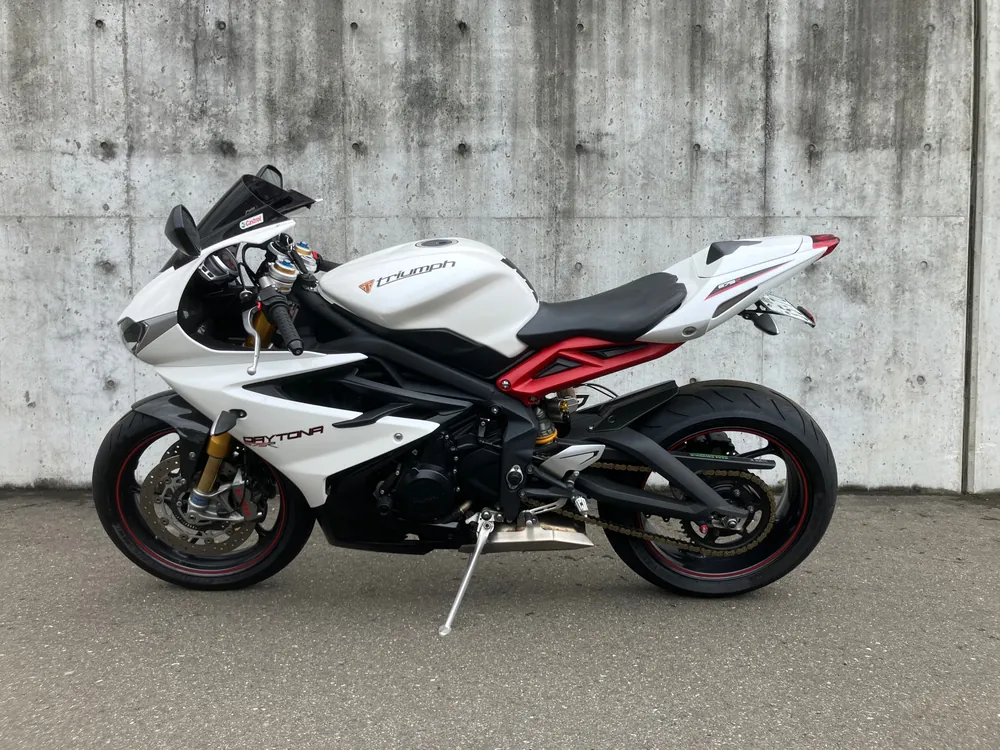 Triumph Daytona 675 R 2015, белый, фото 2