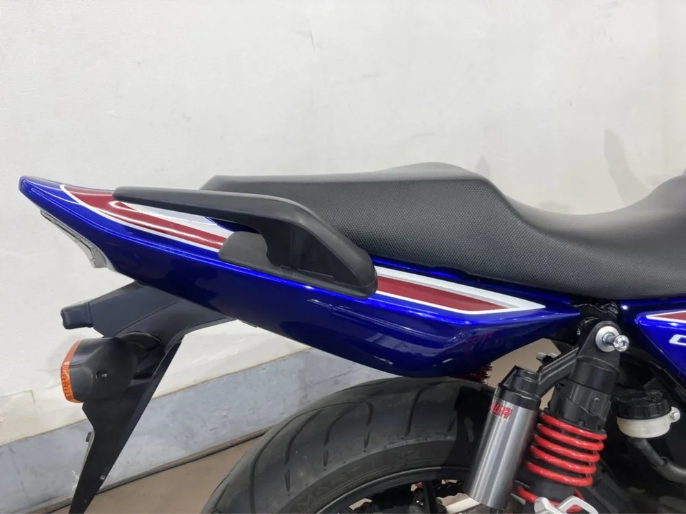 Honda CB400SB 2020, white / red / blue, фото 12