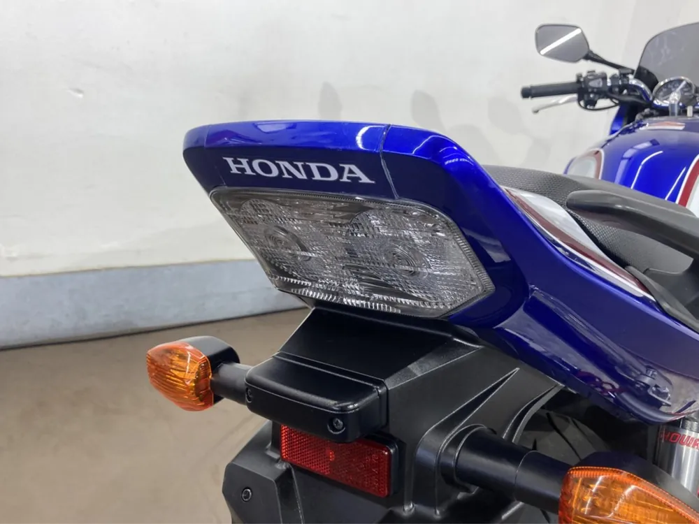 Honda CB400SB 2020, white / red / blue, фото 20