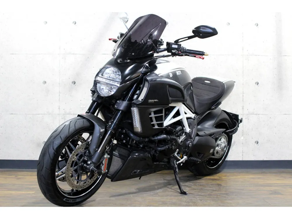 Ducati DIAVEL AMG 2012, фото 5