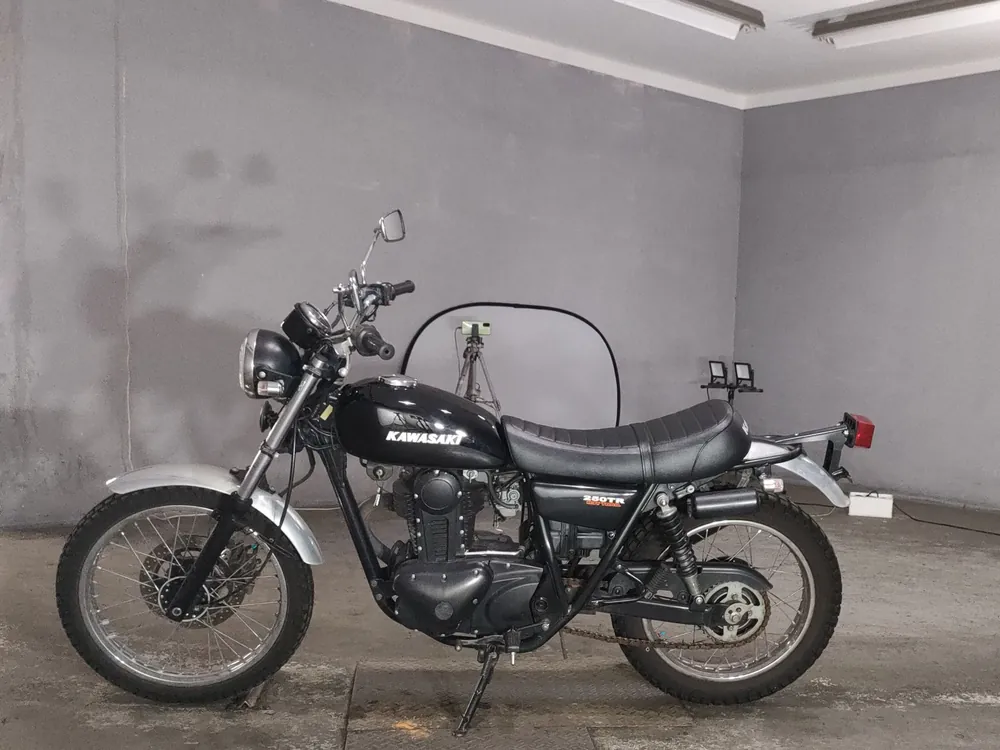 Kawasaki 250TR BJ250F, чёрный, фото 2