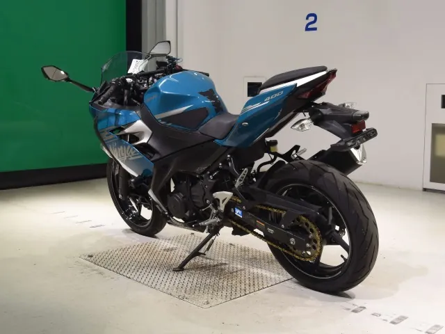 Kawasaki Ninja 400 2021, blue | silver, фото 6