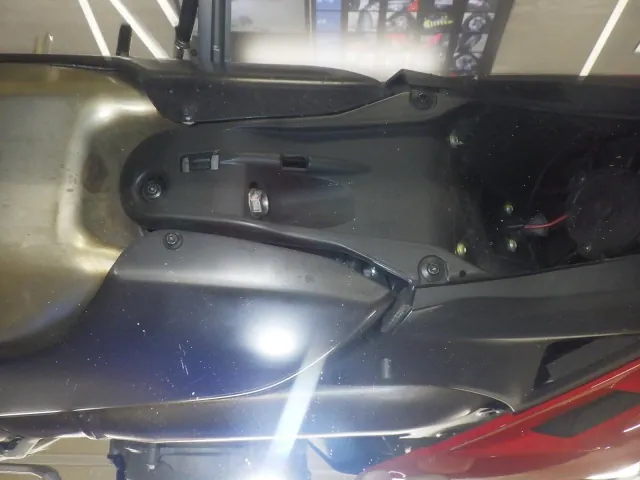 Ducati Street Fighter V2 2022, красный, фото 7