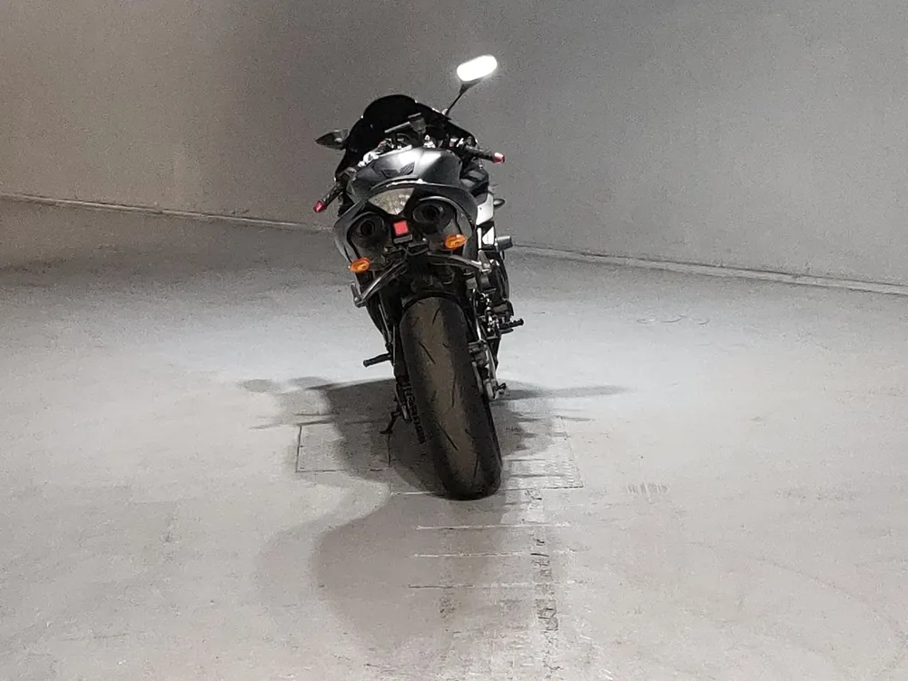 Yamaha YZF-R1 2004, серебристый, фото 4