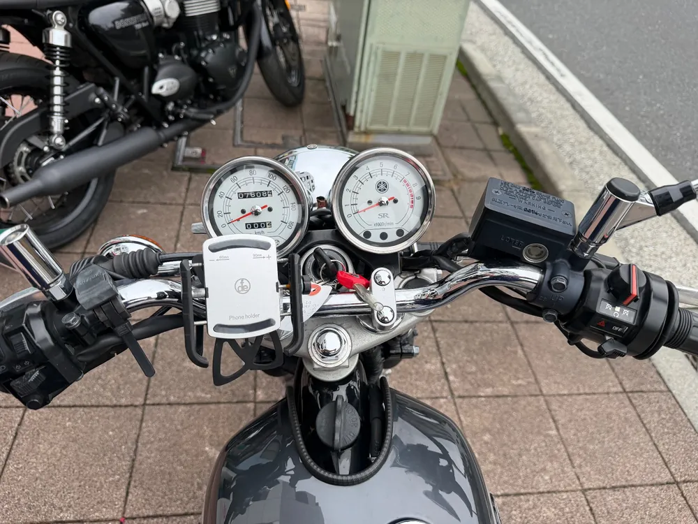 Yamaha SR400 Final Edition Limited 2021, серый, серебристый, фото 16