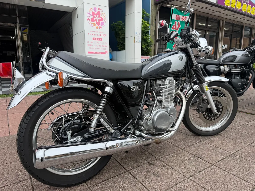 Yamaha SR400 Final Edition Limited 2021, серый, серебристый, фото 17